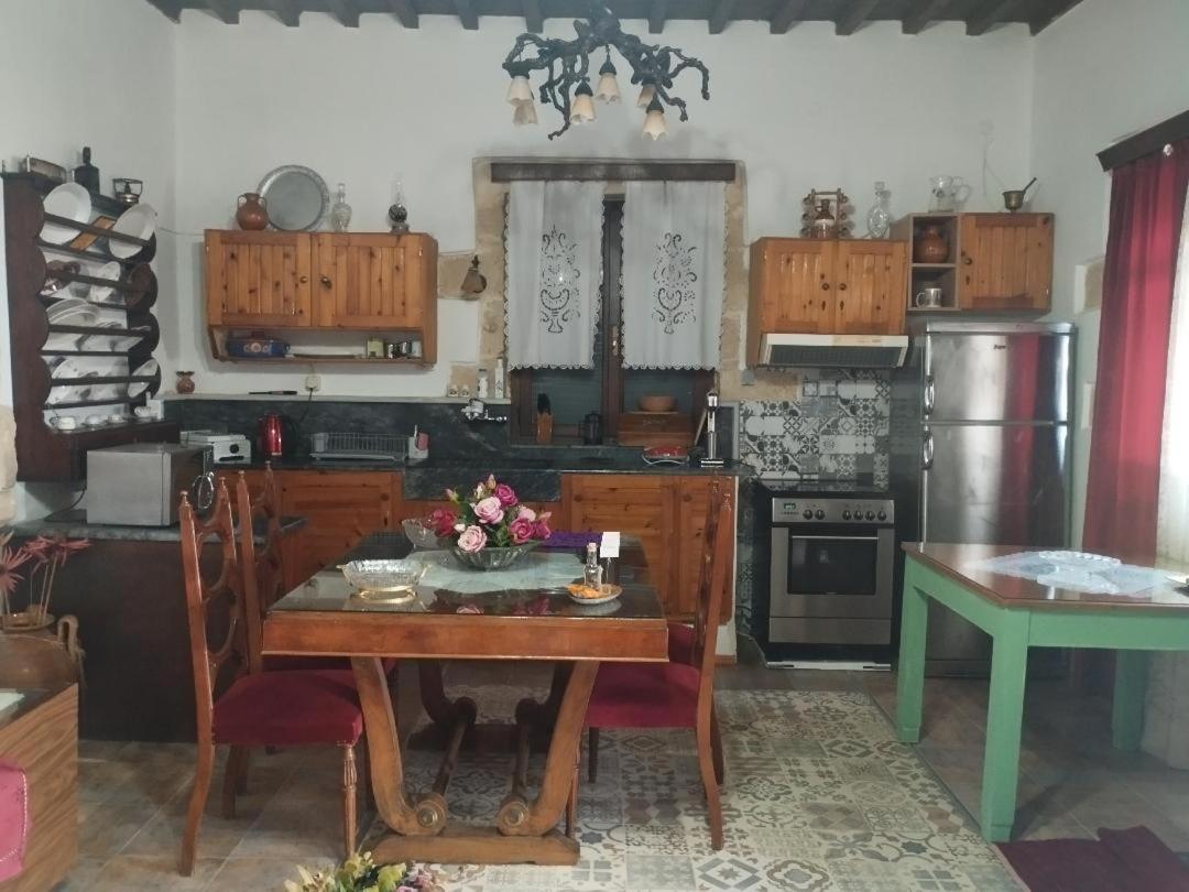 Traditional House Maria Azoyirás Dış mekan fotoğraf